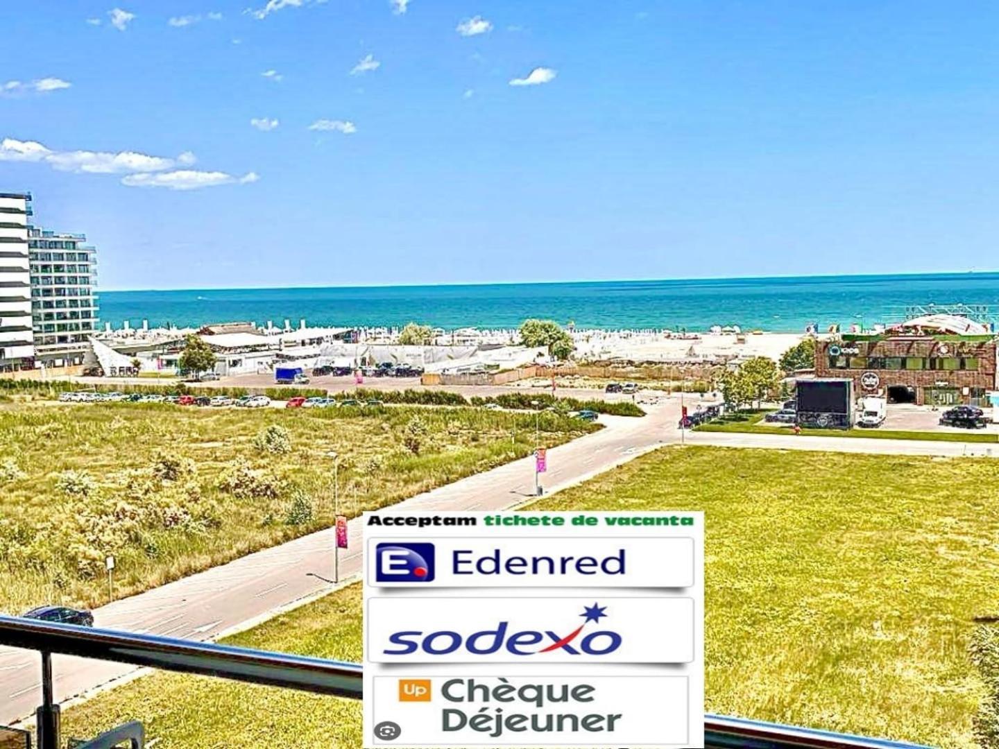 Marcony Boutique Apartments Mamaia Exterior foto